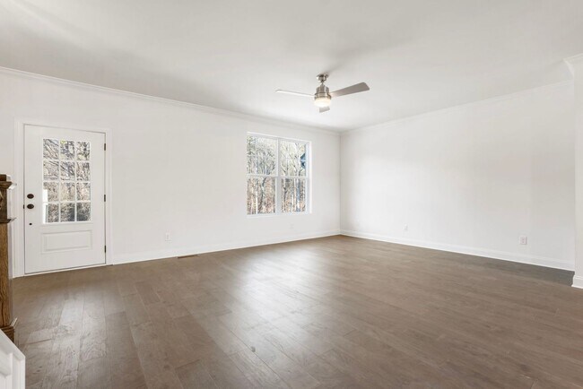 Building Photo - 634 Grove Glen Ct