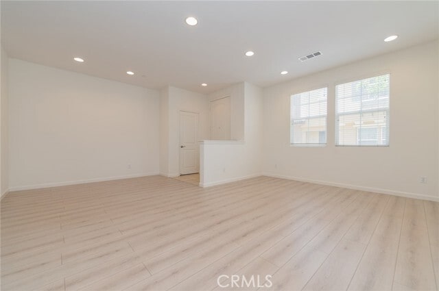 Building Photo - 3002 E Via Fiano