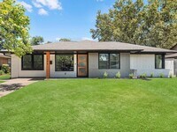 Building Photo - 1506 Wilde Rock Way