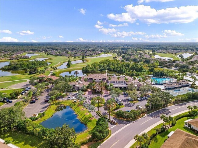 Building Photo - 202 Bedford St