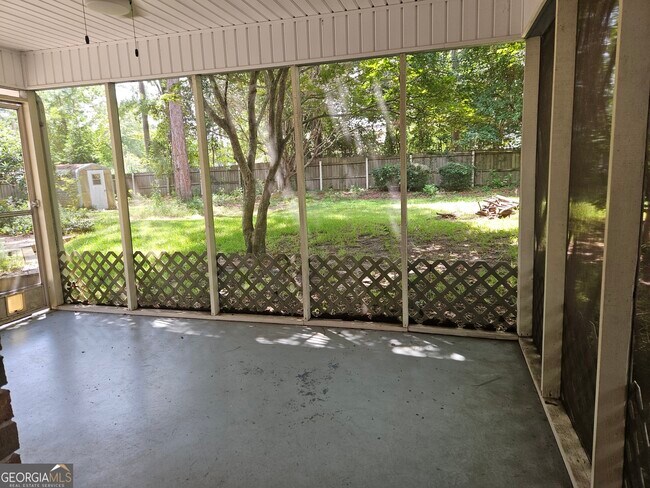 Building Photo - 313 Palomino Path