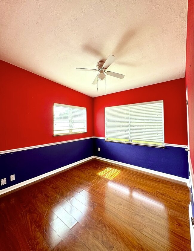 Building Photo - 1515 Sawyerwood Ave