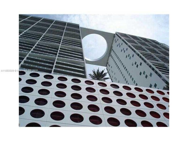 Building Photo - 55 SE 6th St
