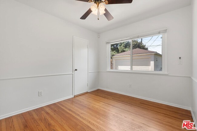 Building Photo - 7601 Dunfield Ave