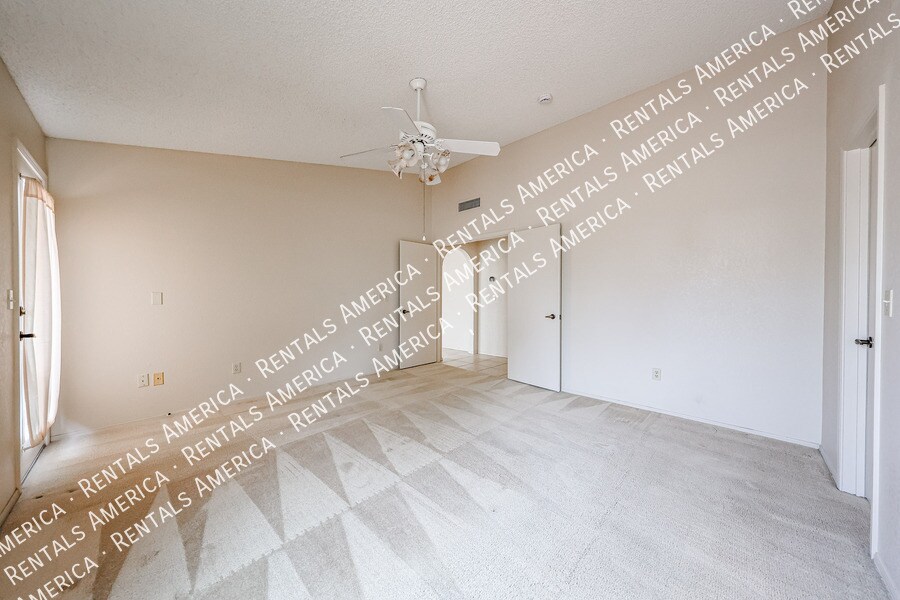 Building Photo - 2720 Leisure World