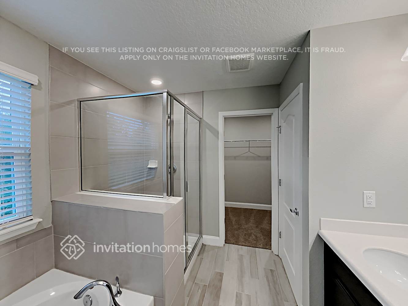 Building Photo - 421 Rivercliff Trl