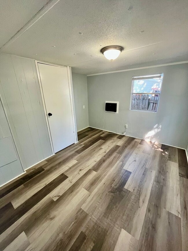 Primary Photo - NICE 2BR/1BA Auburndale Mobile Home! NO APPLICATION FEE!