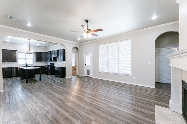 Building Photo - Modern 4-Bedroom Home in West Lubbock Just Blocks from new Frenship Schools