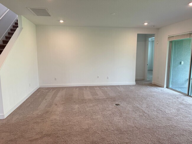 Building Photo - 5 Bedroom 4 Bath W/Office & 3-Car Garage (...