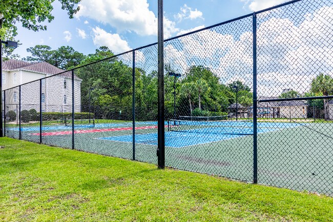 Building Photo - 9776 Leyland Dr