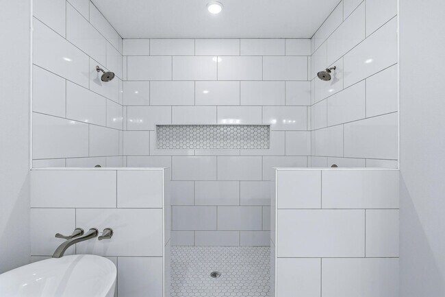 Building Photo - 7179 Freedom Ct