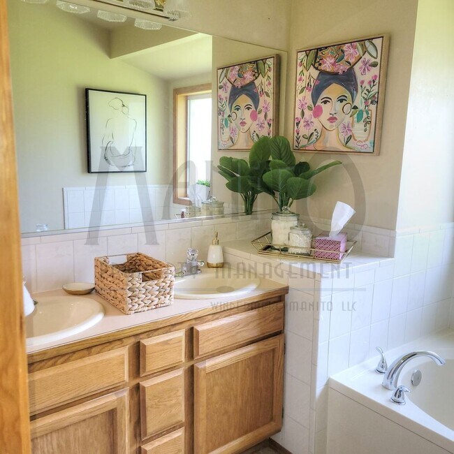 Building Photo - Furnished Rancher in 55+ Community