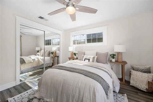 Building Photo - Molino