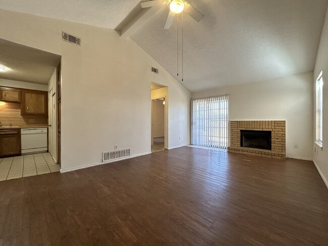 Building Photo - Duplex Across The Street From Costco & Eas...