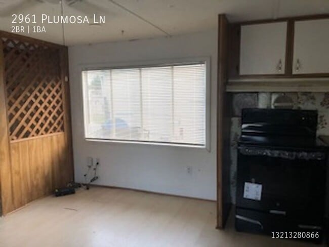 Building Photo - 2961 Plumosa Ln