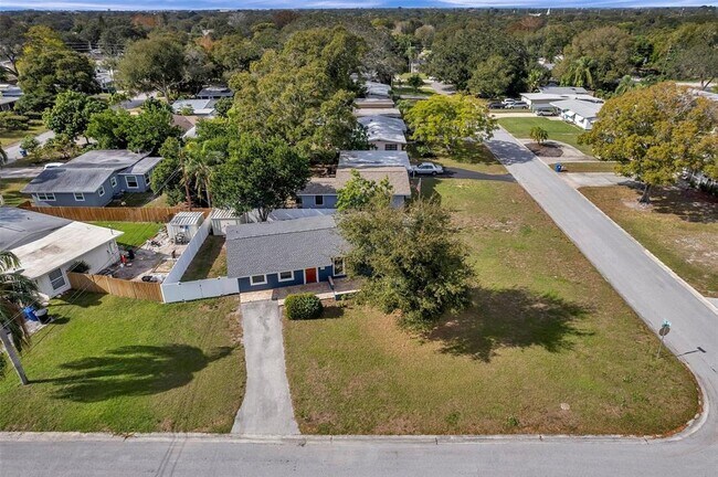 Building Photo - 3230 51st St N