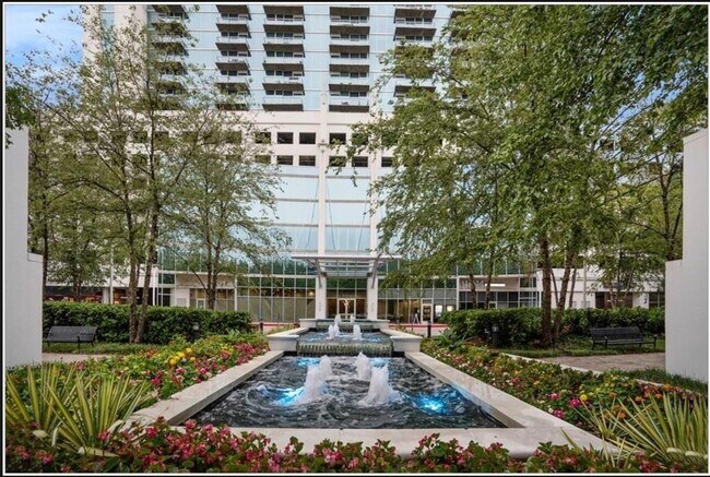 Building Photo - 3324 Peachtree Rd NE