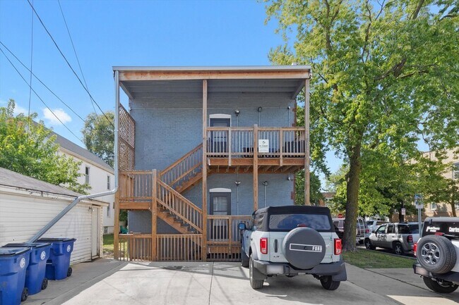 Building Photo - 1301 S 51st Ave
