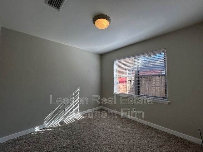 Building Photo - 2914 Bolch St