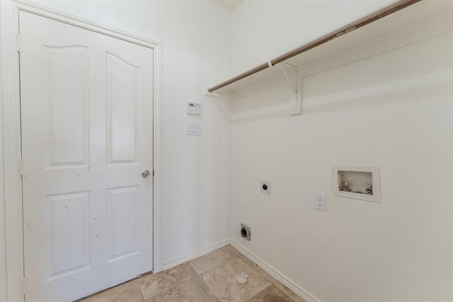 Building Photo - 556 Caravan Dr