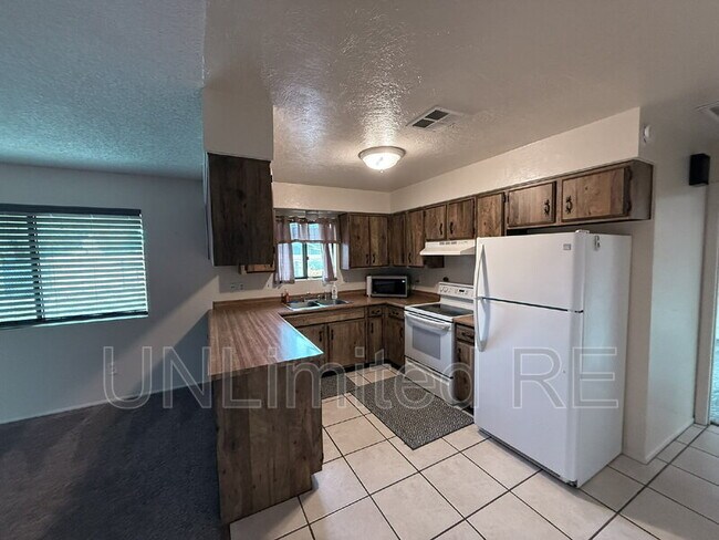 Building Photo - 4752 N Scout Way