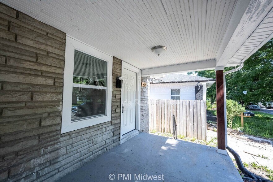 Building Photo - 514 N Chester Ave
