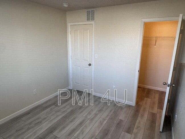 Building Photo - 6131 Aldea Ave NW