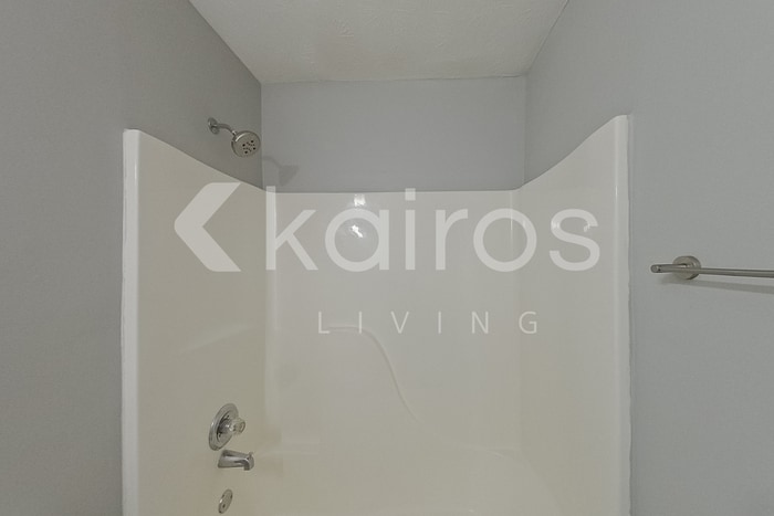 Building Photo - 225 Big Oak Cir