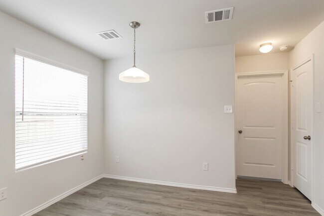 Building Photo - 13420 Andi Brook Ln