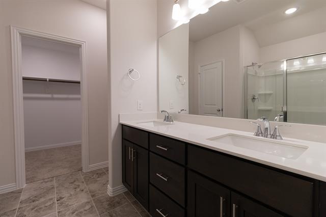 Building Photo - 1017 Verde Vly Ln