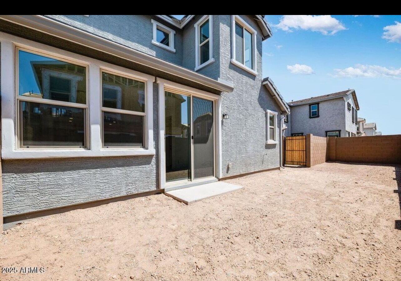 Building Photo - 14663 W Sand Hills Rd