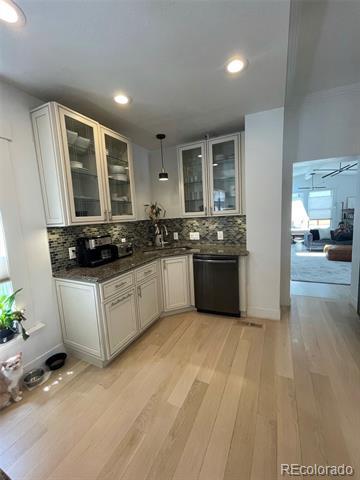 Building Photo - 2103 W 28th Ave