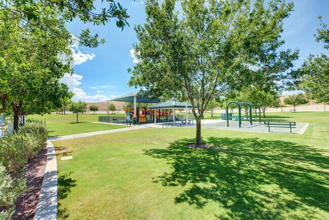 Building Photo - Southern Highlands Single Family Home