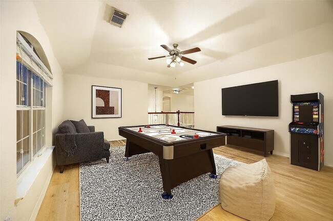 Building Photo - 21327 Colton Cove Dr