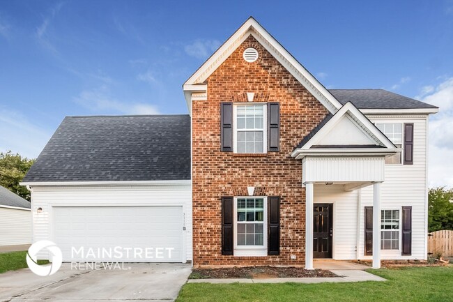 Building Photo - 3115 Hawick Commons Dr
