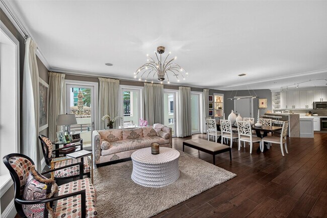 Building Photo - 455 E Palmetto Park Rd