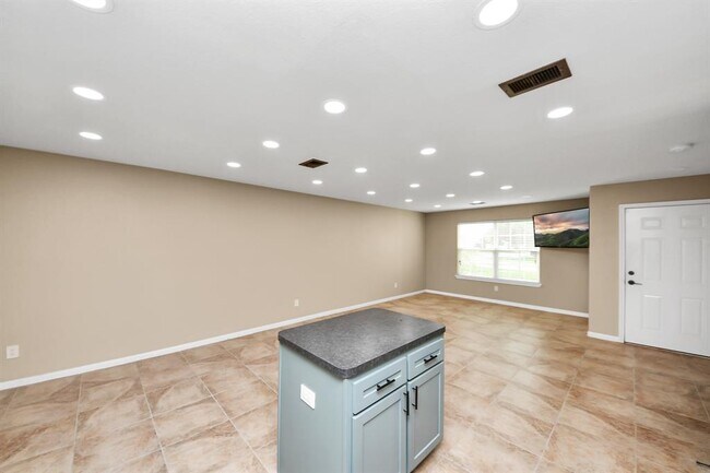 Building Photo - 4106 Falling Trace Ln