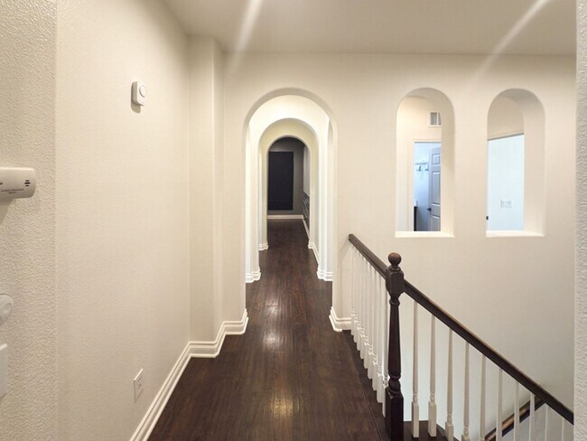 Building Photo - ~Temecula's Wolf Creek Community~ Beautifu...