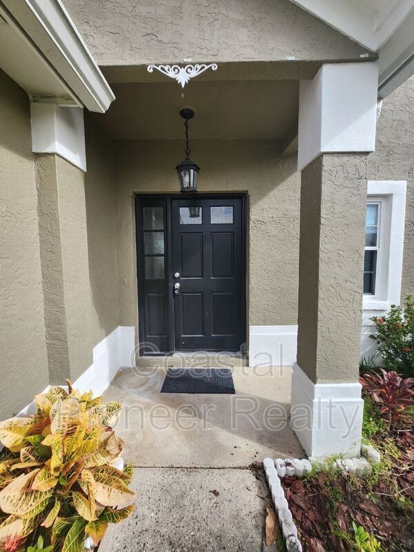 Building Photo - 10121 Sea spray Pl