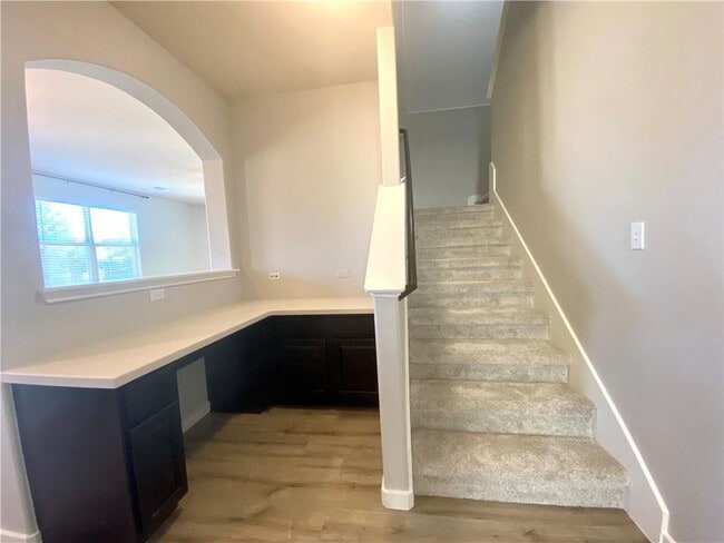 Building Photo - 7320 Sunset Heights Cir