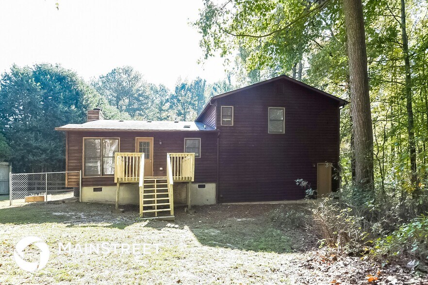 Building Photo - 2030 Whitebluff Way