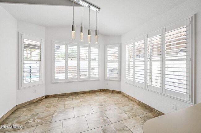 Building Photo - 4627 E White Aster St