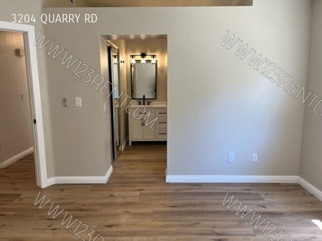 Building Photo - 3204 Quarry Rd