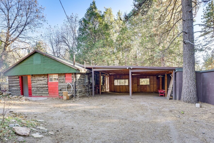 Building Photo - 10545 Sunrise Hwy