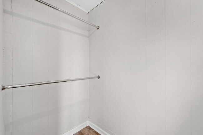 Building Photo - 47 Mainsgate St