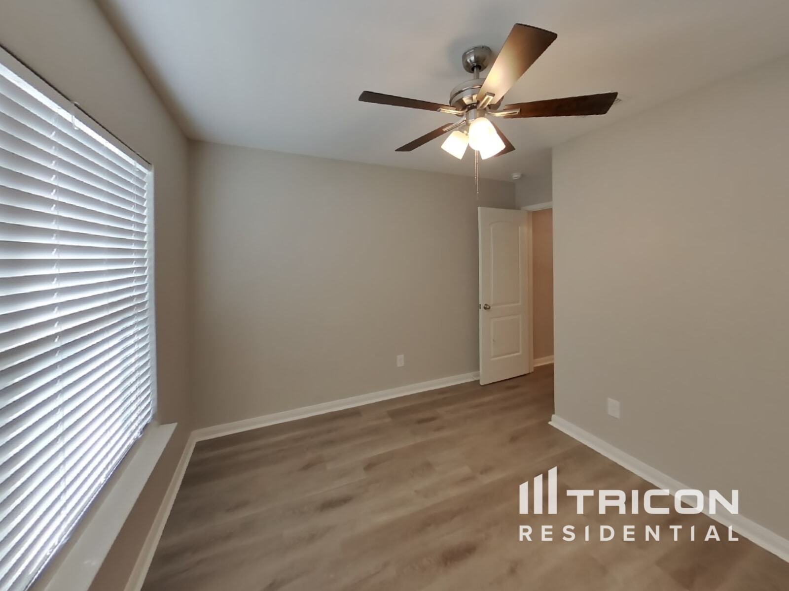 Building Photo - 1419 Coltview Pl