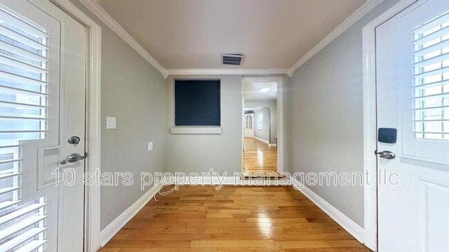 Building Photo - 5400 3rd Ave N