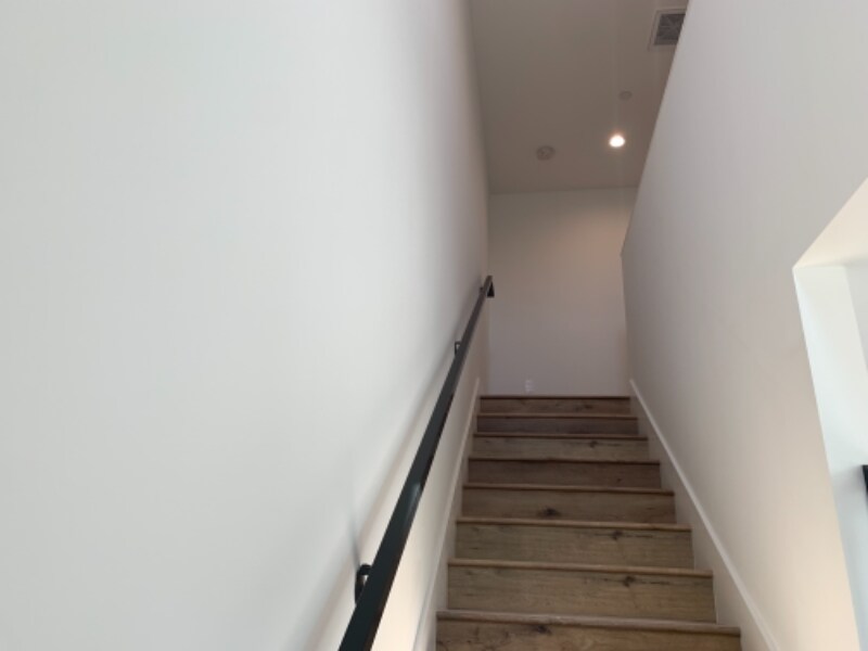 Building Photo - 11468 Albers St