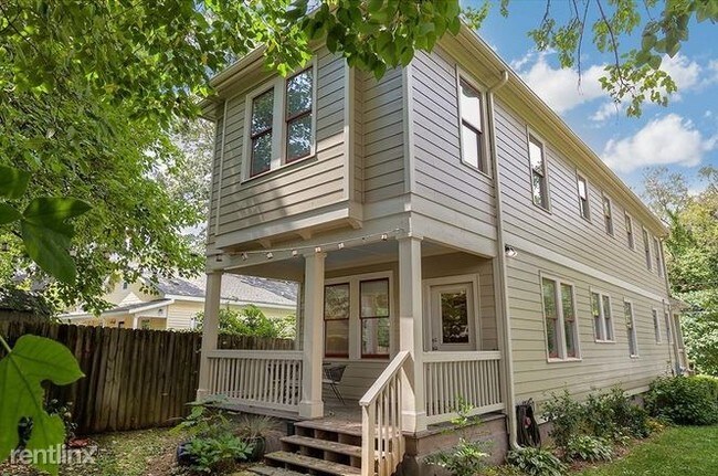 Building Photo - 3 br, 2.5 bath House - 301 Fortune Street