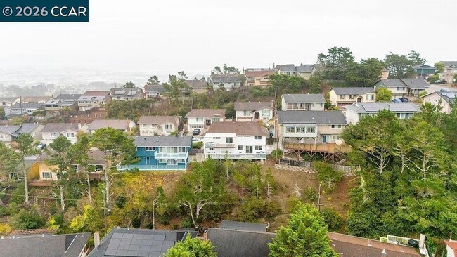 Building Photo - 225 Merced Dr